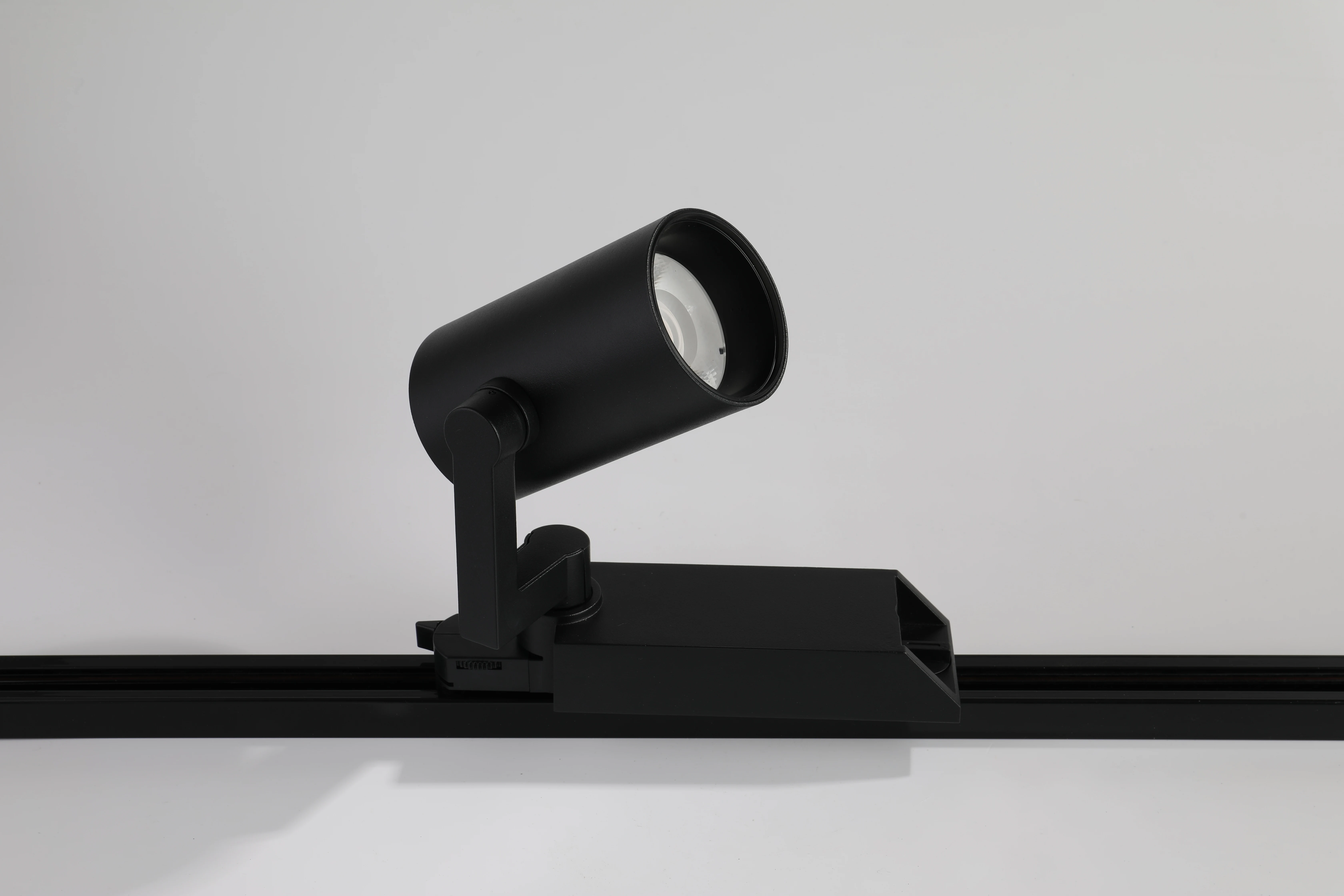 30 Вт, Лидер продаж, светодиодный Трековый светильник