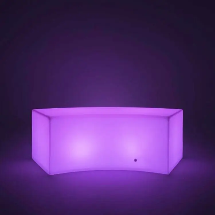 Изогнутые стулья для отдыха с подсветкой