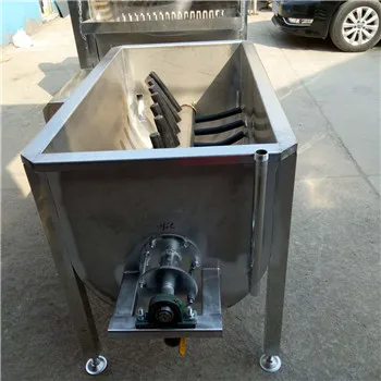 Chicken scald pool for processing in chicken slaughterhouse
