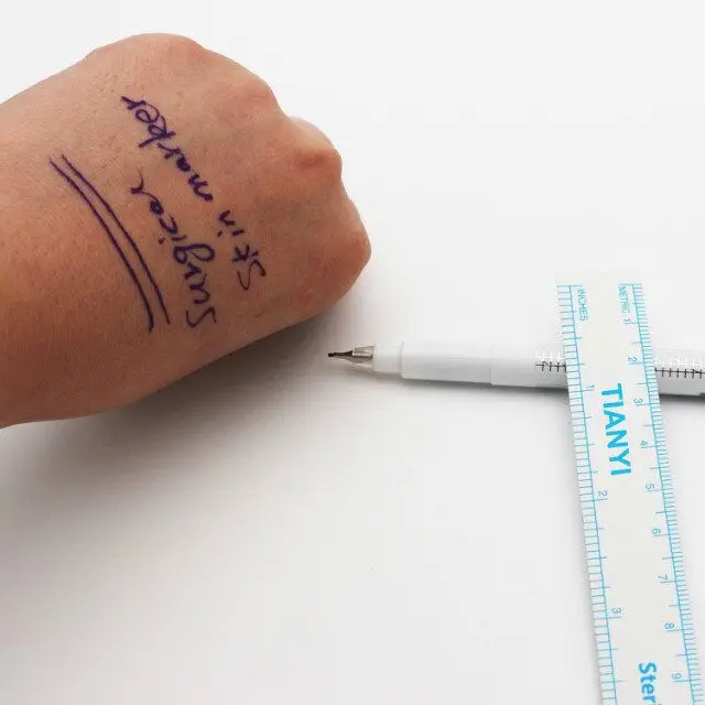 
Перманентный маркер для татуировки 