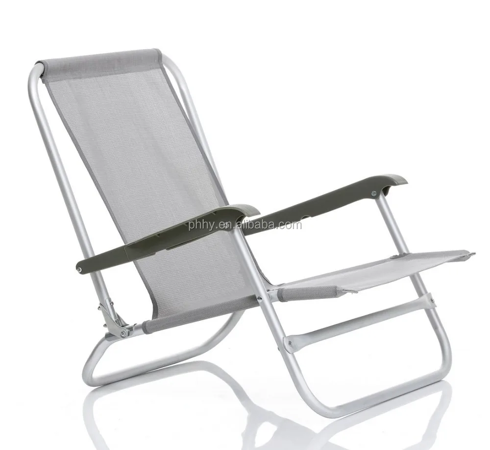 Алюминиевый складной стул с пластиковым подлокотником и спинкой