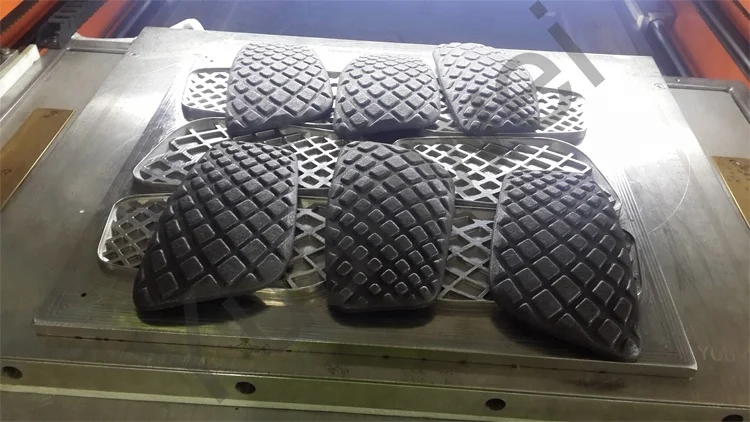 12KW EVA Shoulder Pads High Frequency EVA Foam Sheet Welding and Cutting Machine With CE Approved