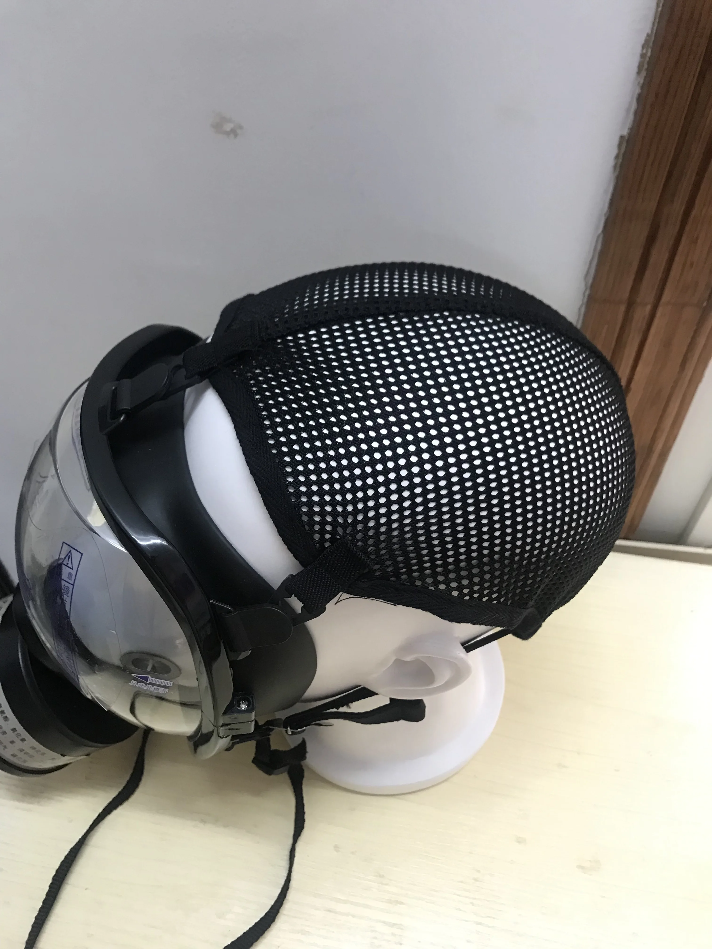 ねじコネクタ付きフルフェイスバイザーガスマスクの種類