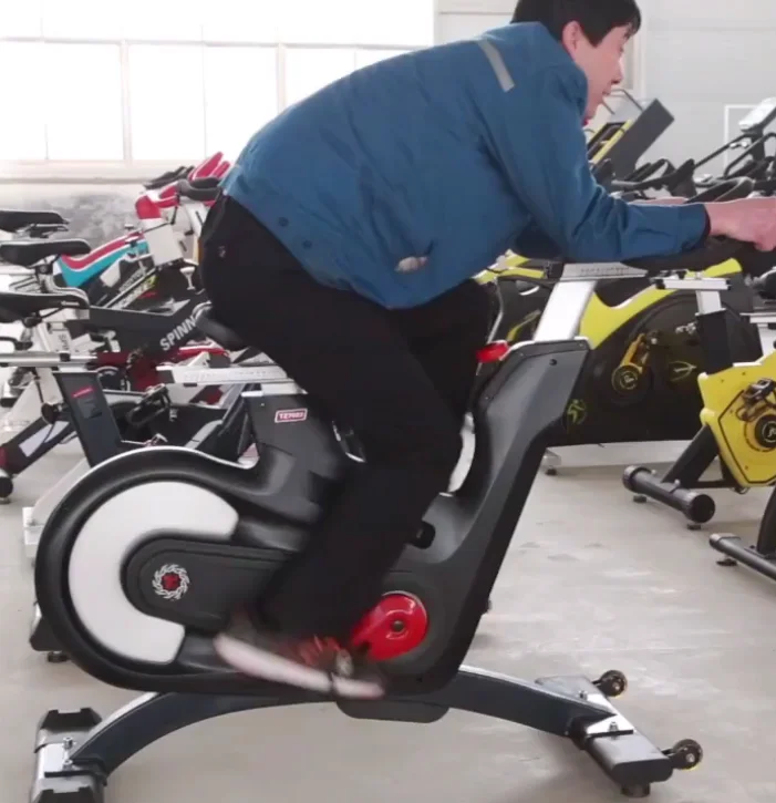 
 Кардио-тренажер, спин-велосипед для классной комнаты  