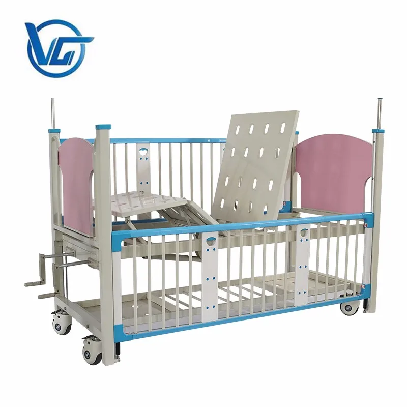 Hight quality hospital furniture wooden crib for baby