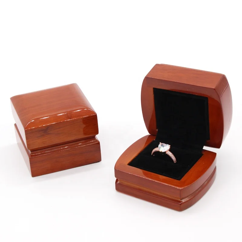 slim engagement ring box with light