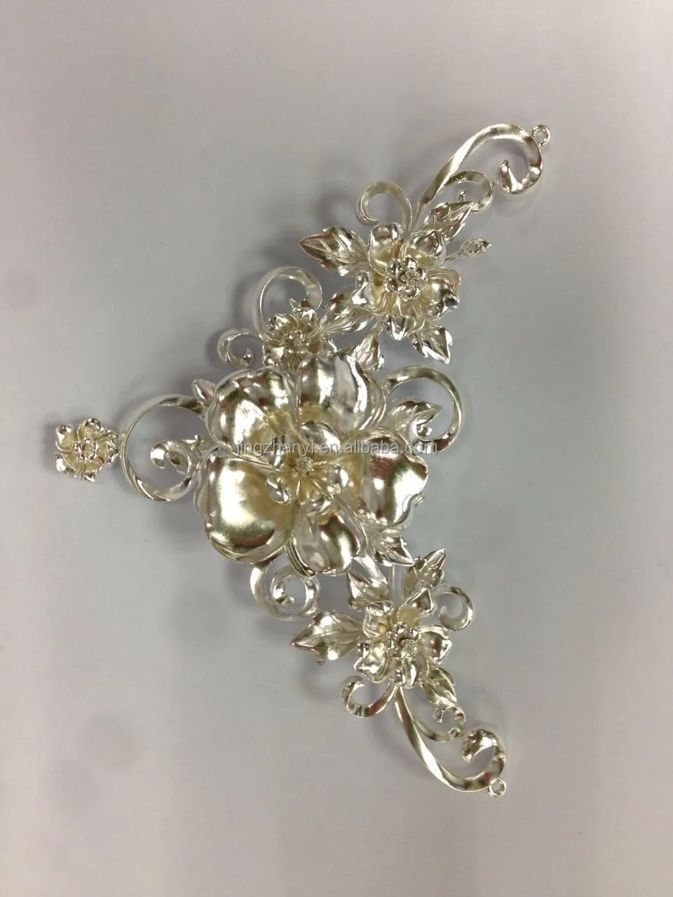 18 K Gold Inlaid Pearl Brooches Natural Elegant Jewelry