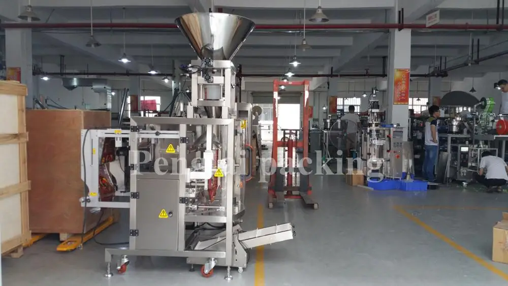 Vacuum Vertical Automatic Weighing Filling Sealing Pillow Bag 1kg Rice Packing Machine