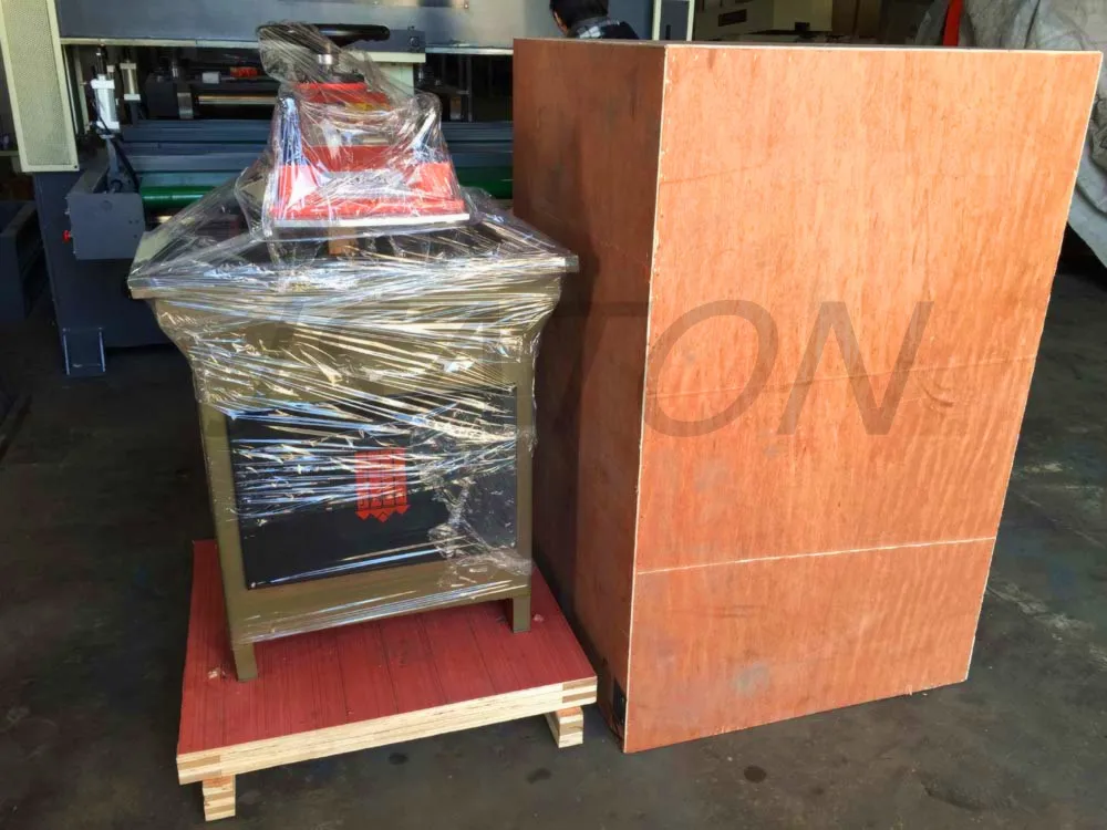 Swing Arm Fabric swatch Cutters Die Cutting Machine
