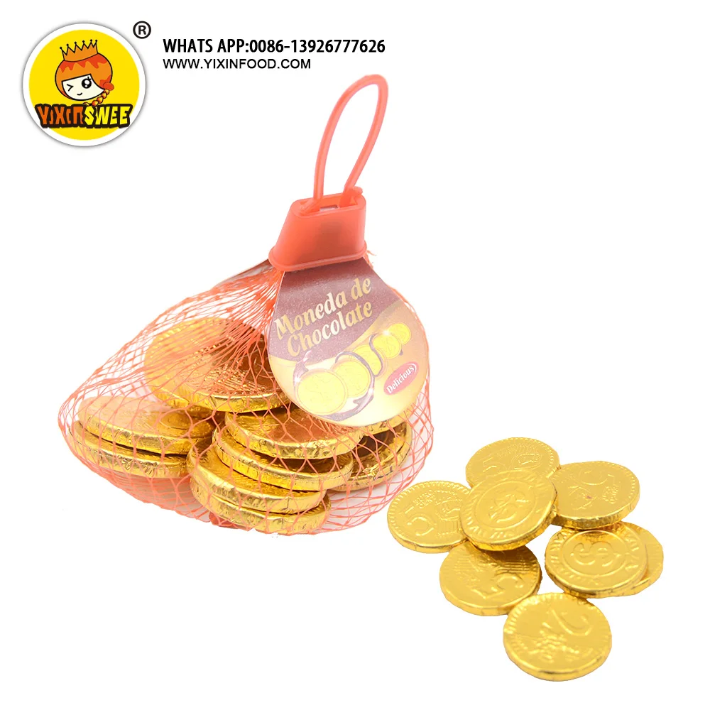 カラフルなゴールドミルクコンパウンドコインチョコレートとキャンディー