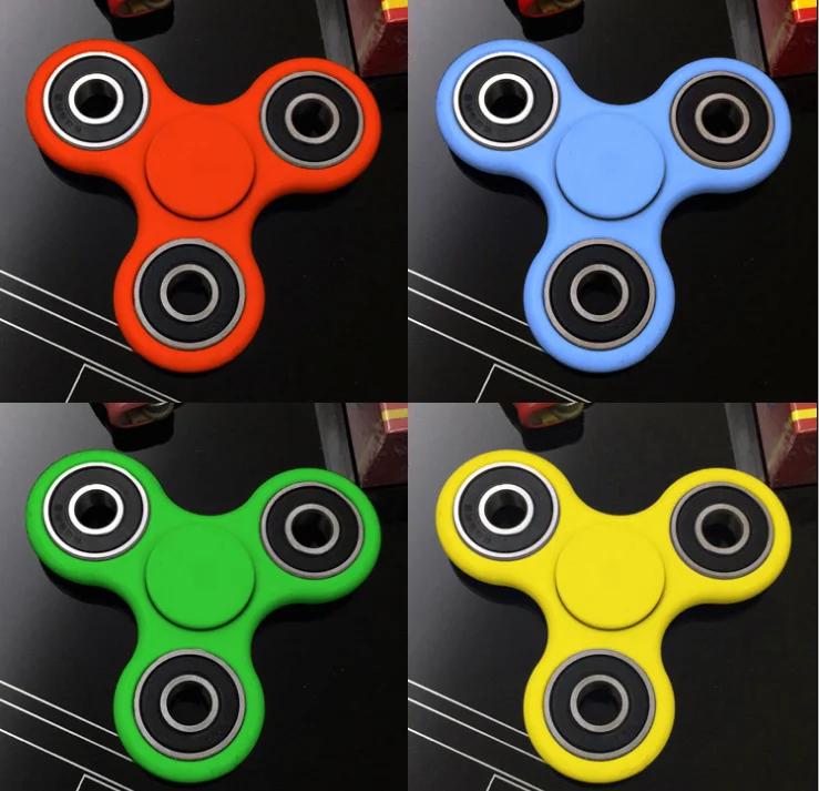 triangle fidget spinner
