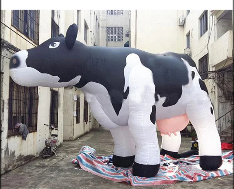 Customized Large PVC Inflatable Cow for Advertising