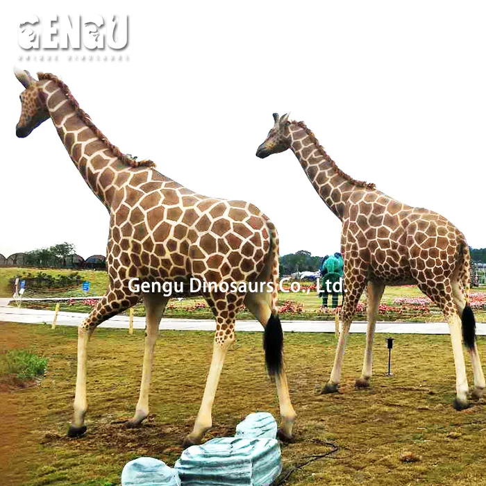 Remote Control Animal Model Life Size Giraffe Statues