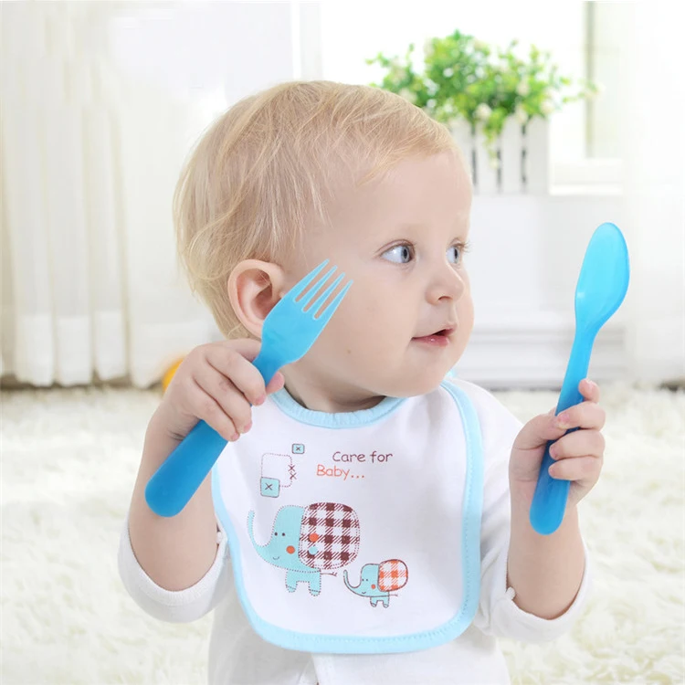 Новый дизайн вышитые хлопчатобумажные детские нагрудники полиэстер печать милый ребенок слюни нагрудники