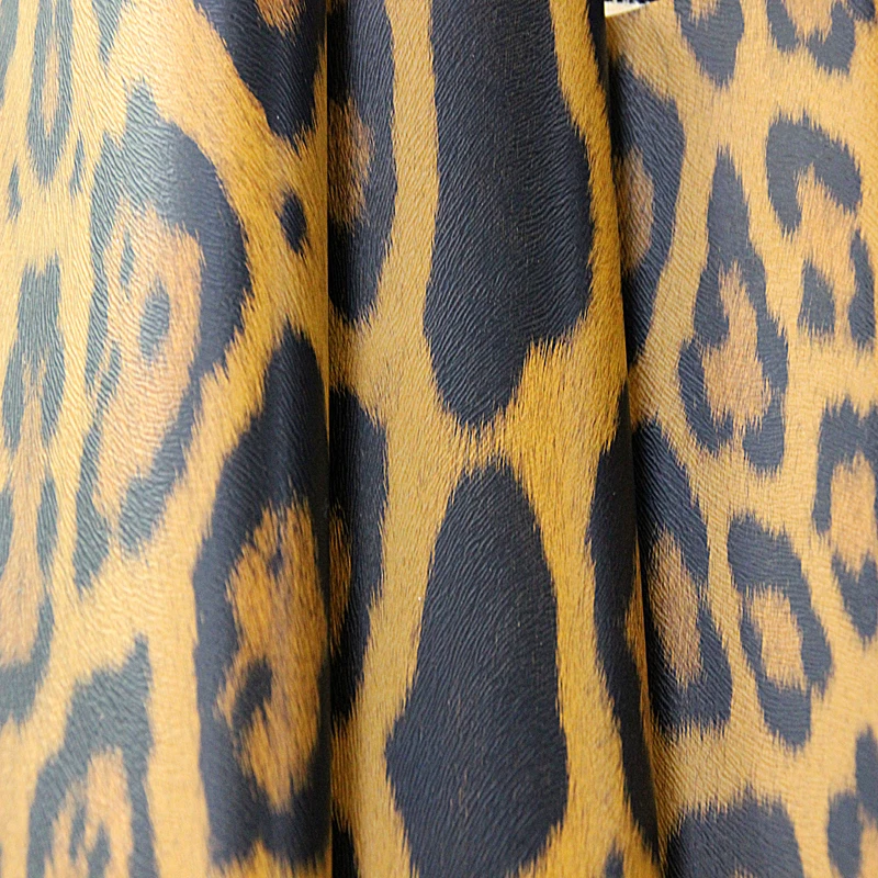 Fashionable Leopard Print Garment Leather