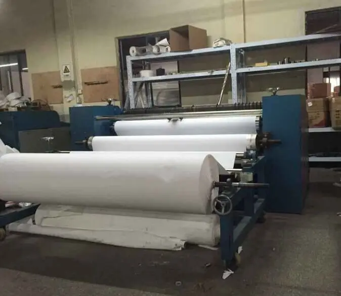 Китай новейший нетканый Текстиль Подарочный шелковый резак машина для перемотки по низкой