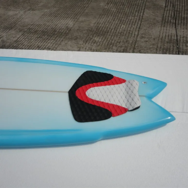 Epoxy Short Surfboard Epoxy Polish Fish Tail Surfboard with Deck Pads