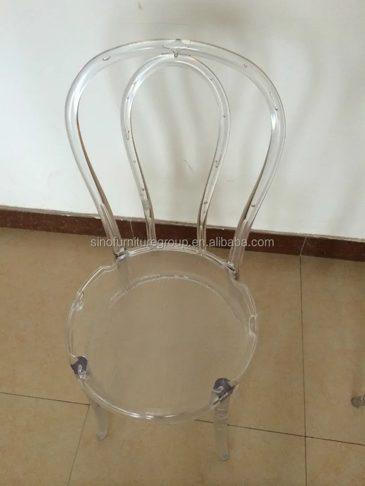 
 Новая модель стула из прозрачной смолы thonet  