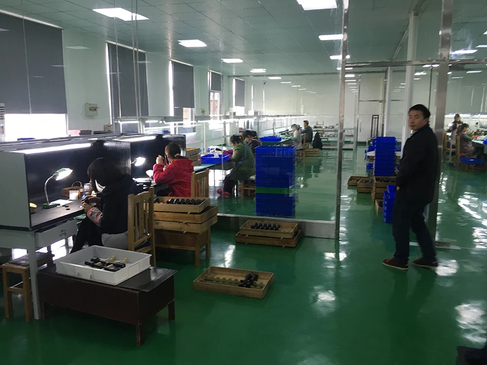 Yiwu Wojie Optics Instrument Co., Ltd. 3