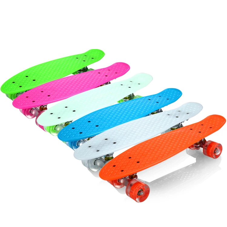 Details about   22 Board Cruiser Skateboard with LED Light Up Wheels for Beginners 3 Color^6 