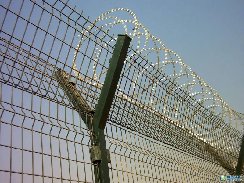 450mm Coil Diameter Concertina Razor Barbed Wire For Sale Steel Wire