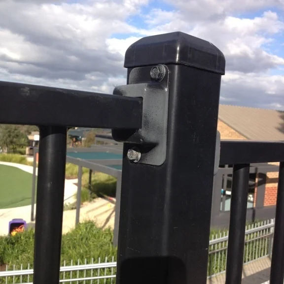 High Quality Customized Pool Angled Fence Adjustable Mounting Metal Powder Coated Aluminum Fence Posts Bracket SB1-38X25