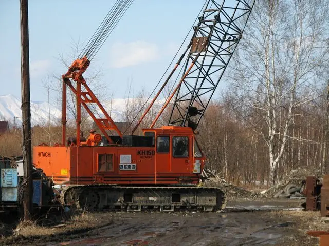 Бывший в употреблении гусеничный кран Hitachi KH150, дешевый японский гусеничный кран 40 тонн 50 тонн для продажи