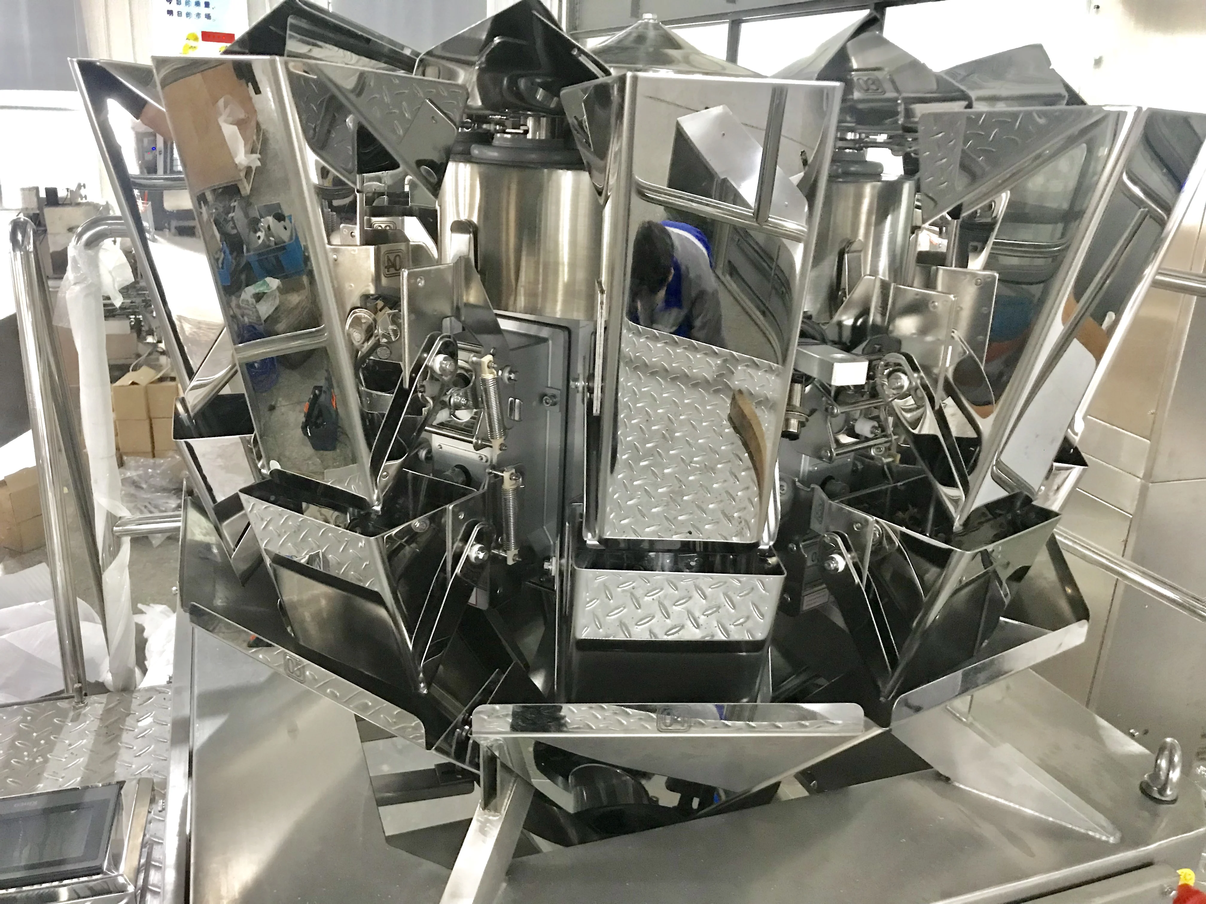 Automatic Multifunction Solid Granule Multi Head Weigher Weighing Machine