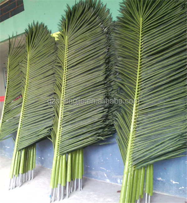 
 Искусственные листья кокосовой пальмы, крыша, дешевые искусственные листья и ветки пальмы  