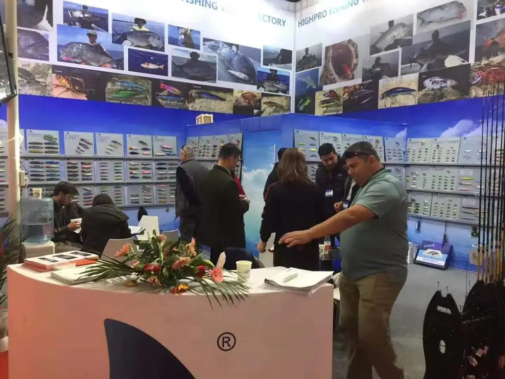 Weihai высококачественные рыболовные приманки из АБС-пластика с крючками VMC