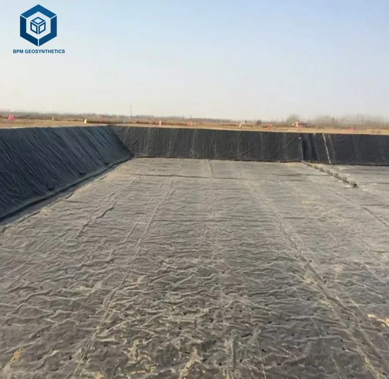 Водонепроницаемая полиэтиленовая подкладка высокой плотности геомембраны Hdpe для пруда креветочной фермы Геомембрана