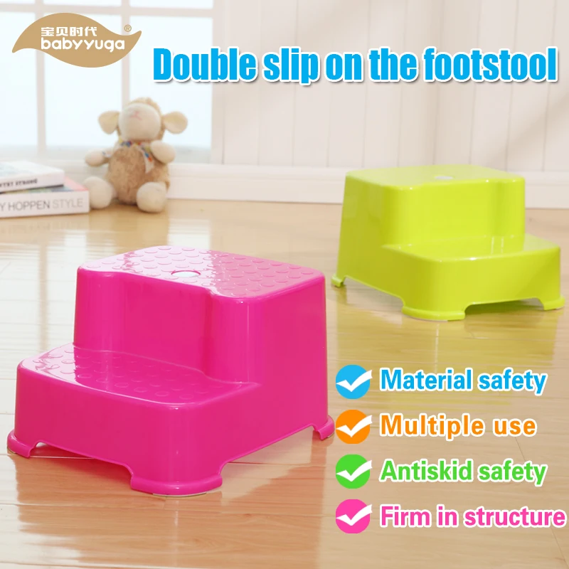 Пластиковый стоячий детский стул для туалета