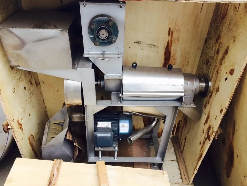 Cold press juice machine commercial