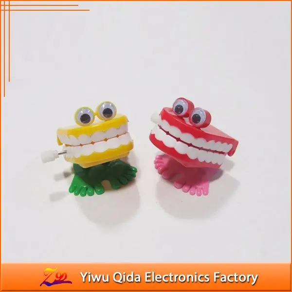 Оптовая продажа, пластиковый Заводной игрушечный мотор