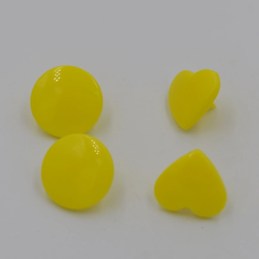 Прямая продажа с фабрики красочные пластиковые кнопки для