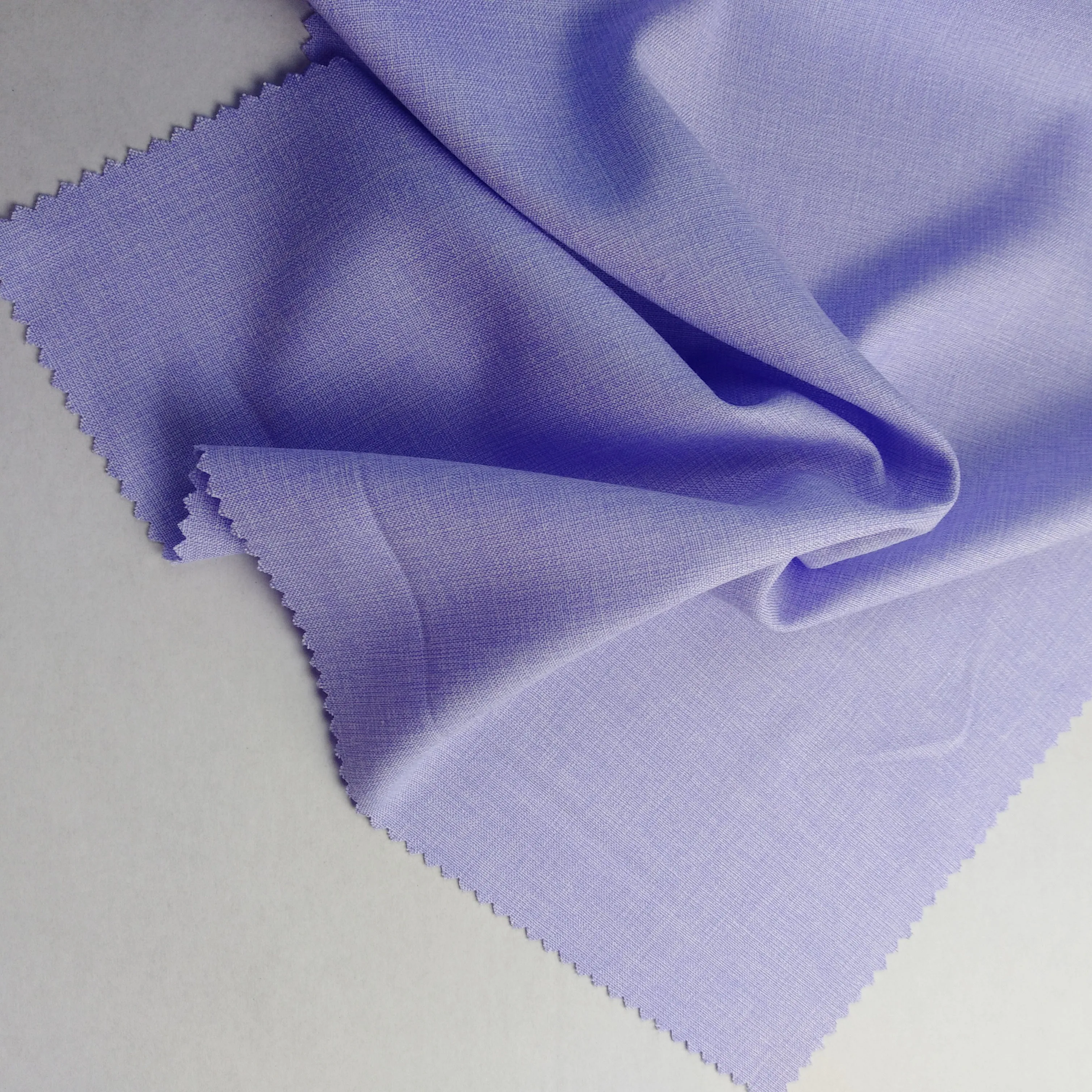 2022 Шанхай пурпурный шелк и полиэтиленовая ткань с 57% искусственным шелком + 43% для