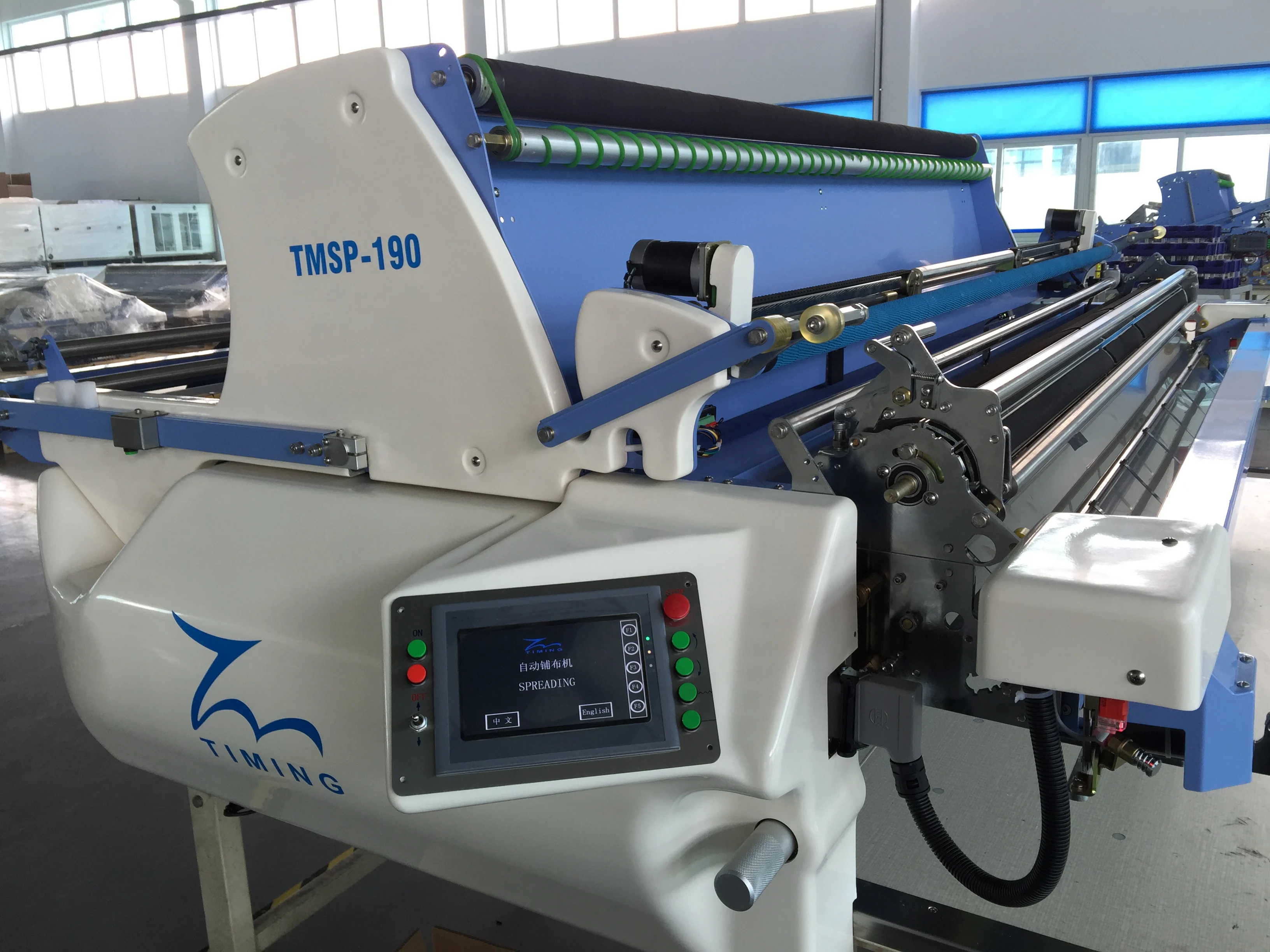 Полностью автоматическая машина распространения ткани для вязать и тканые