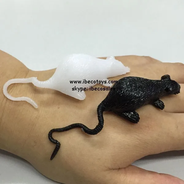 rubber mouse toy
