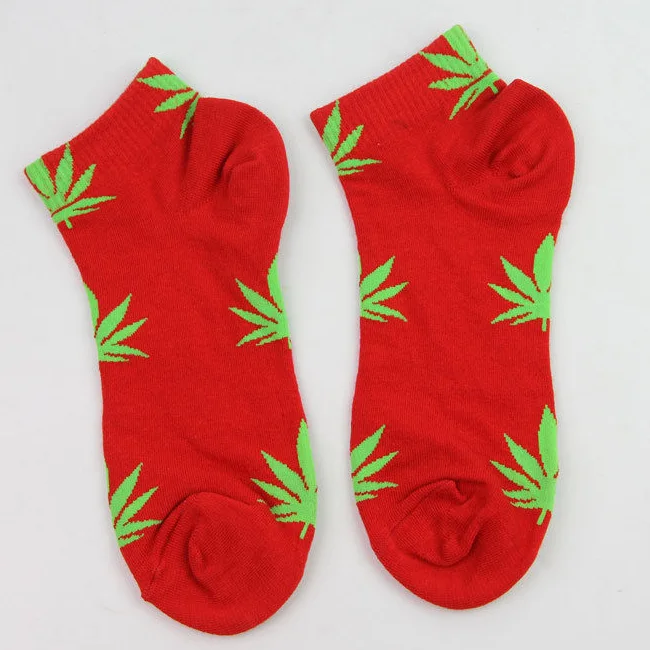 носки с листьями марихуаны