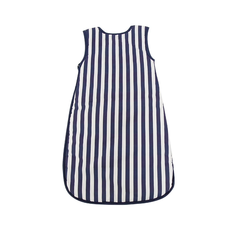 Детский спальный мешок темно-синего цвета с мультяшной