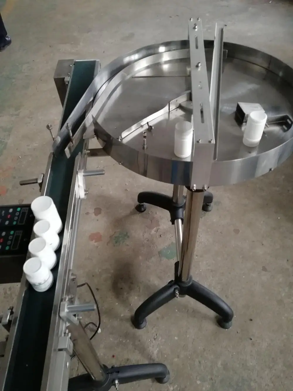 
Хорошее качество, ПЭТ бутылки, ручная машина для производства картонных коробок, цены с инструментом 