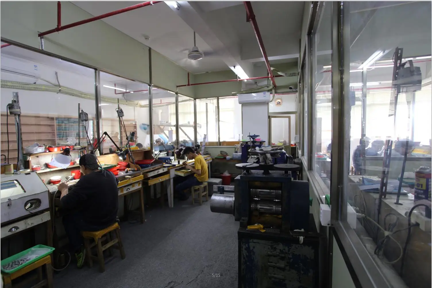 Haifeng County Beifei Jewelry Co., Ltd. 2