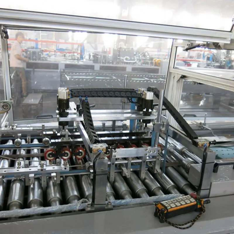 
 Автоматическая машина для производства бумажных пакетов с ручкой  