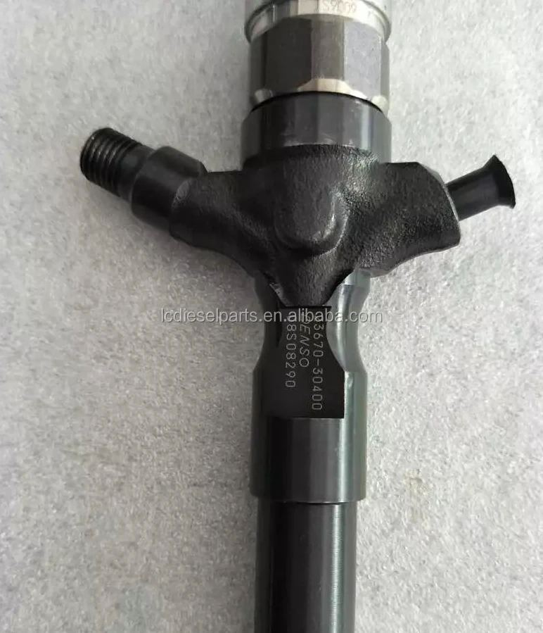 Baru 23670 Injektor Bahan Bakar Diesel 30400 Buy Fuel Injector Injector 23670 30400 Product On Alibaba Com