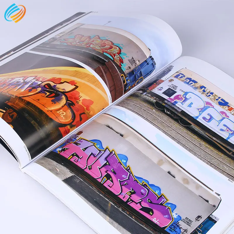 
Бесплатные образцы, низкая цена, Полноцветный глянцевый бумажный журнал, печатная компания 