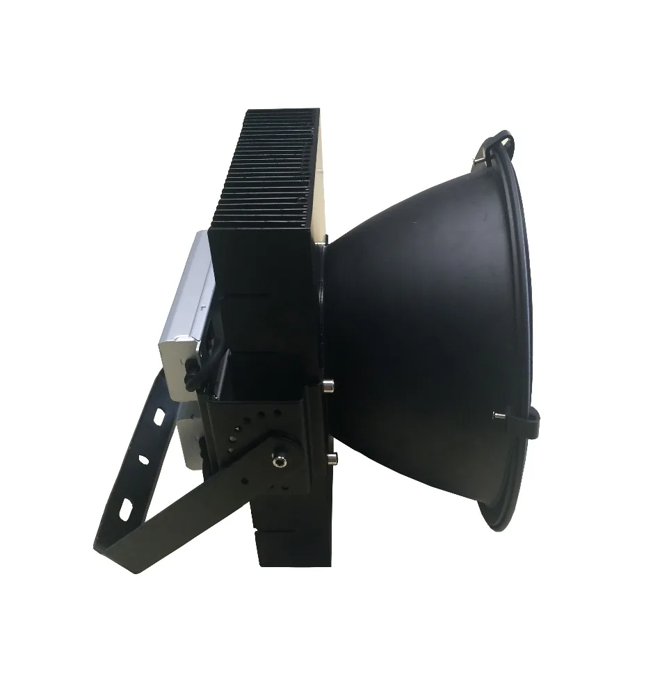 
 Светодиодный светильник высокой мощности 400 Вт с регулируемой яркостью  