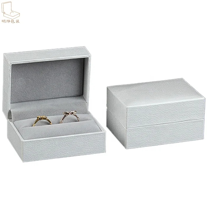 velvet double ring box