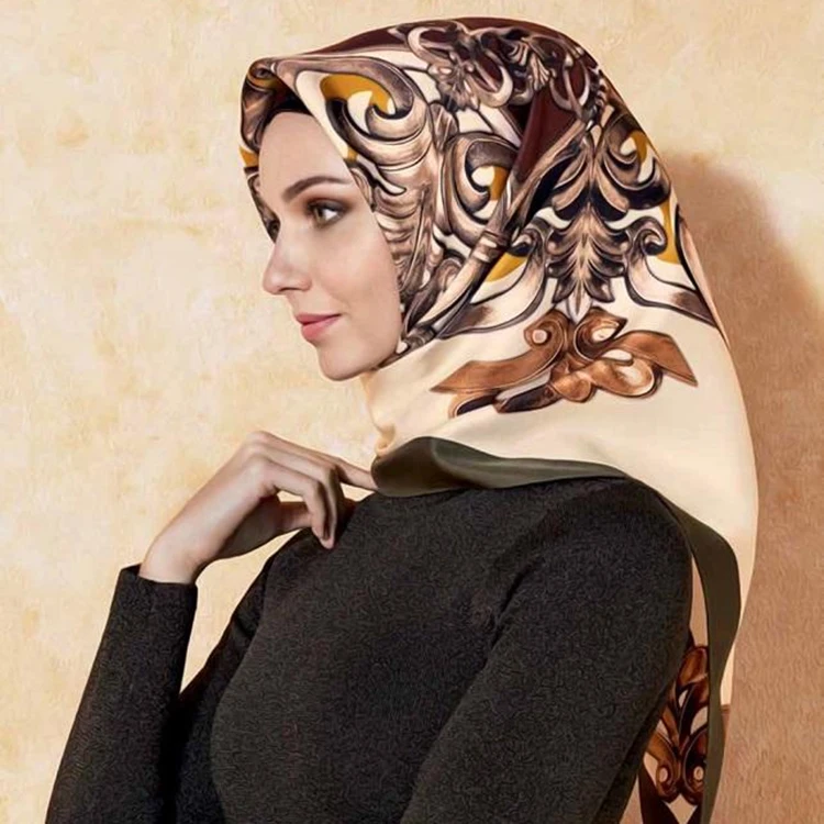 2018 New Arrival Luxury Branded Silk Scarf Square Printed Satin Hijab