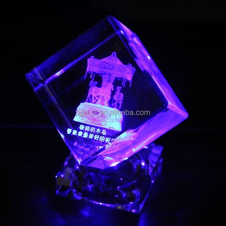 Hot Sale Rotating Led Base Custom 3d Laser Engraved Glass Cube Photo Frame 3d Photo Crystal Cube for Valentine's Day Gift