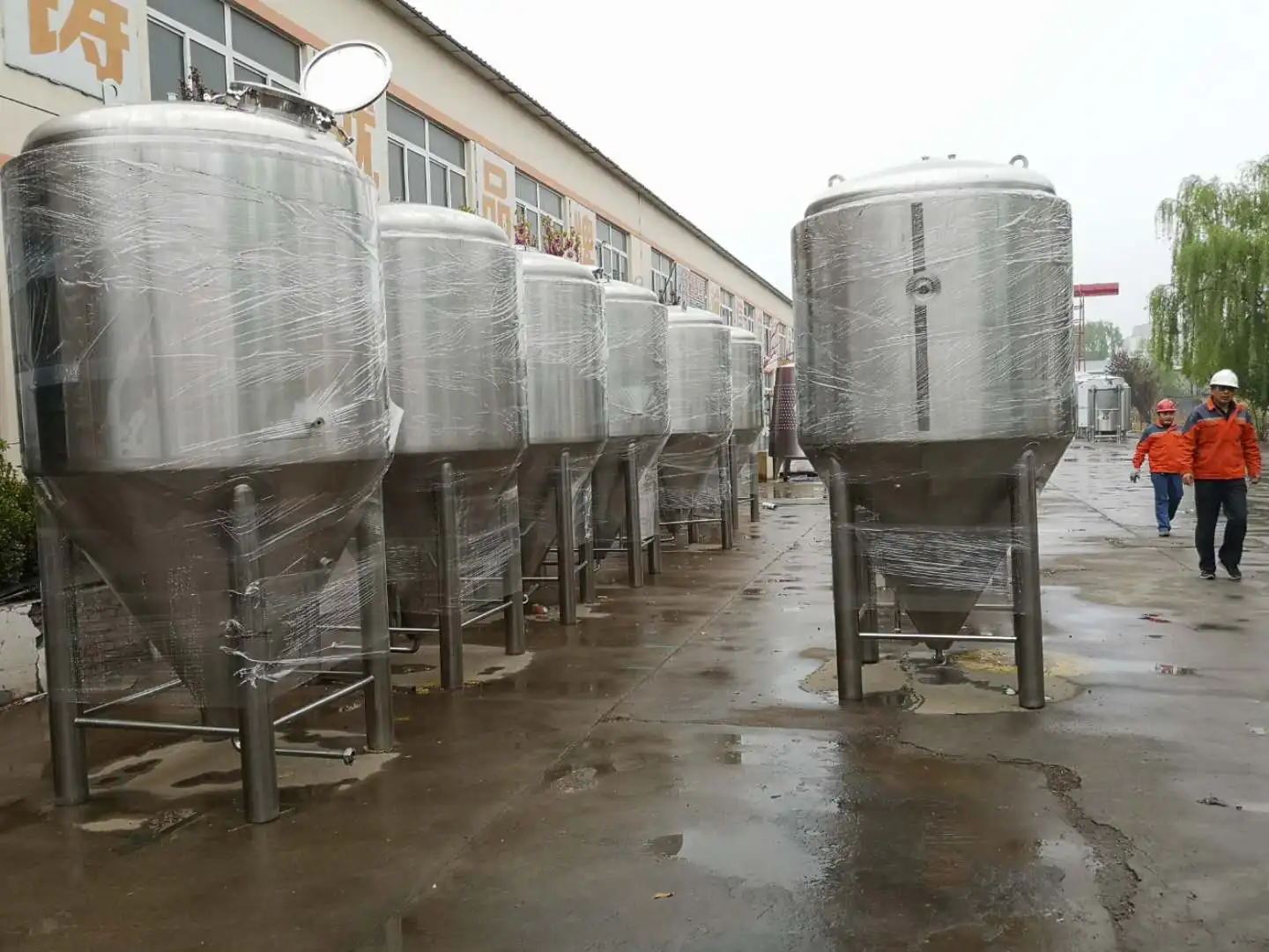 
 100L 200L 300L 400L 500L 700L 1000L крафтовое пивоваренное оборудование ферментер/ферментационный резервуар для продажи  